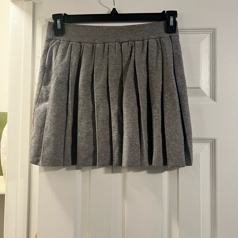 Lulu's Charcoal Ribbed Cardigan Set - Picture 2 of 3